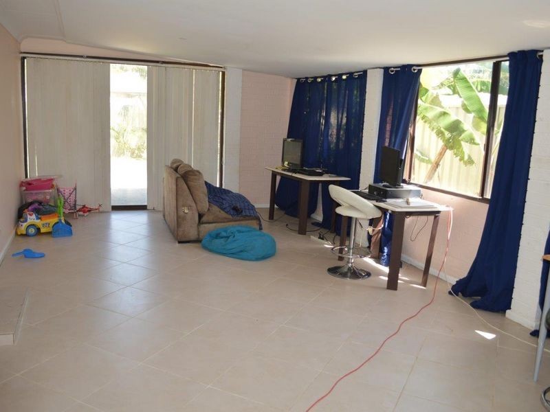 13 Hubbard Street, Woolgoolga NSW 2456