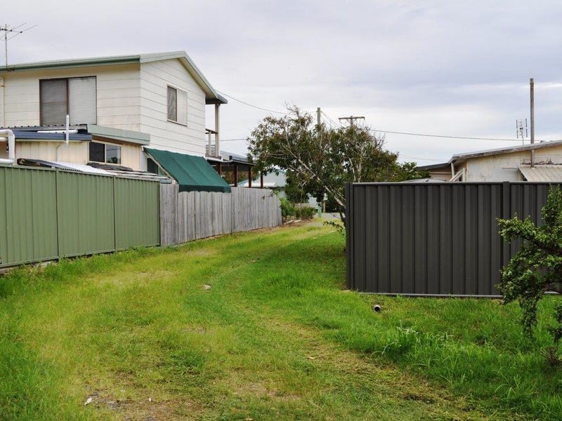 42A Schafer Street, Red Rock NSW 2456