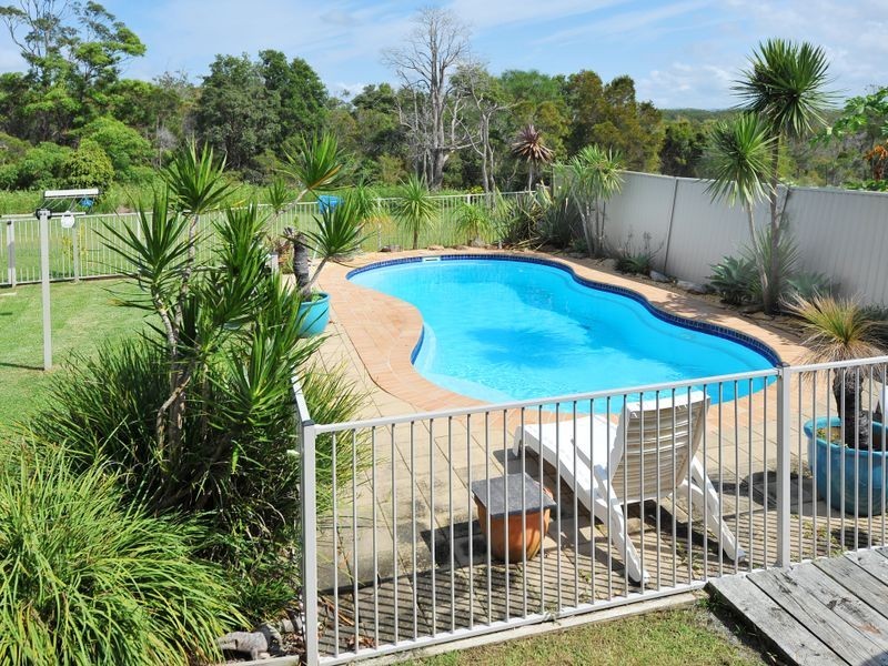 37 Arrawarra Road, Arrawarra Headland NSW 2456