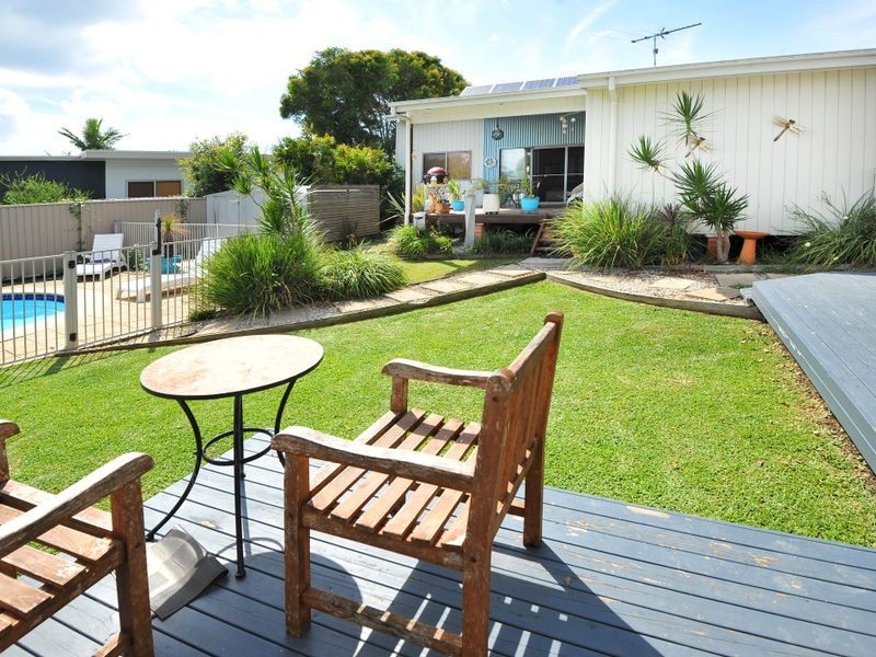 37 Arrawarra Road, Arrawarra Headland NSW 2456