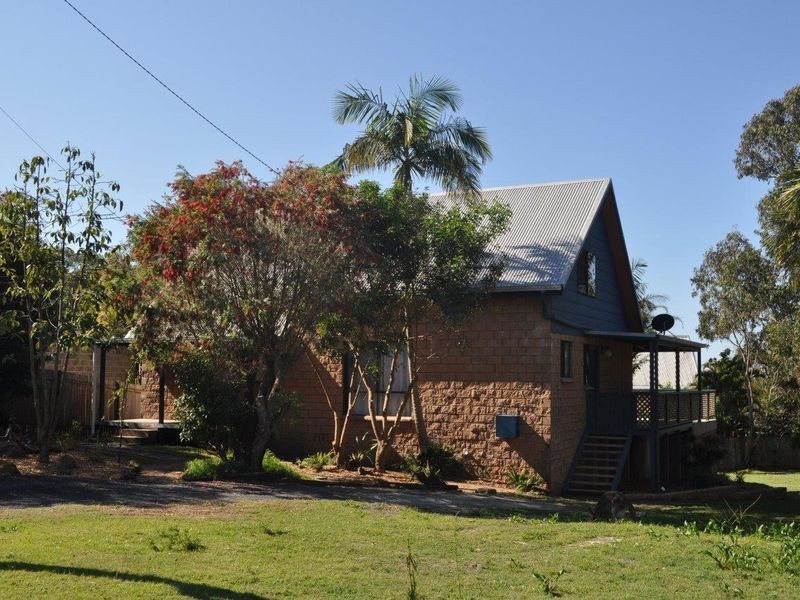 4 Rezeik Close, Safety Beach NSW 2456