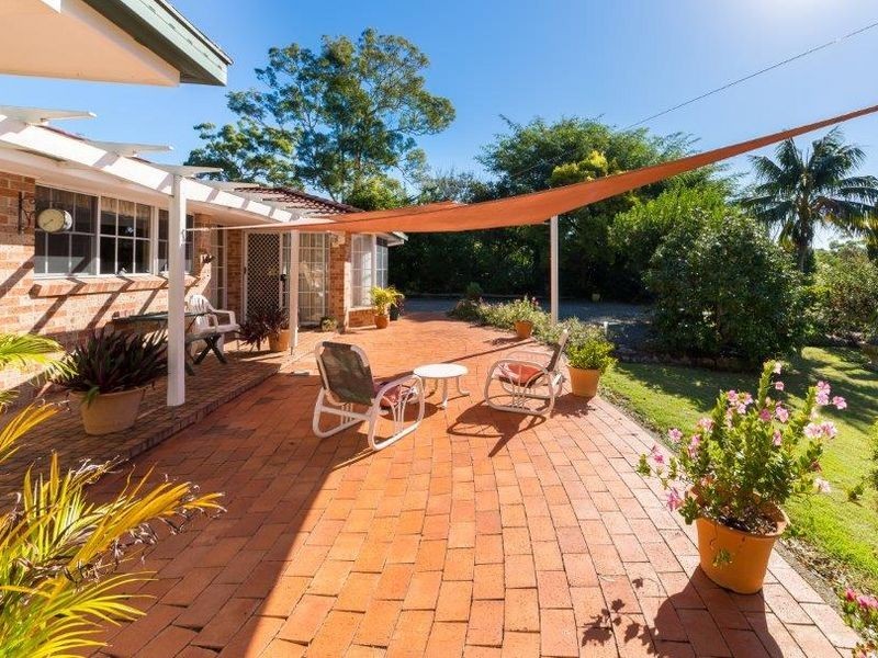 18 St Andrews Drive, Woolgoolga NSW 2456