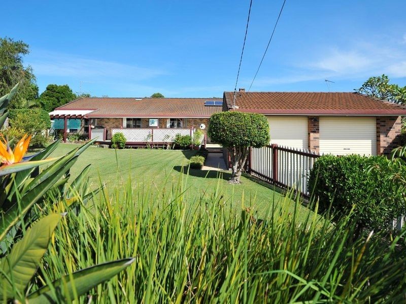 5 Spruce Place, Sandy Beach NSW 2456