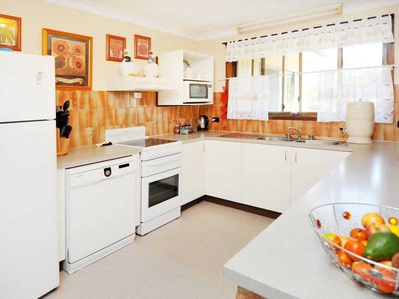 5 Spruce Place, Sandy Beach NSW 2456