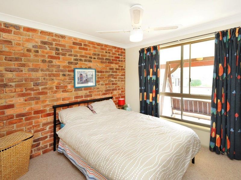 5 Spruce Place, Sandy Beach NSW 2456