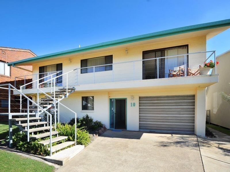 10 Fuller Street, Arrawarra Headland NSW 2456
