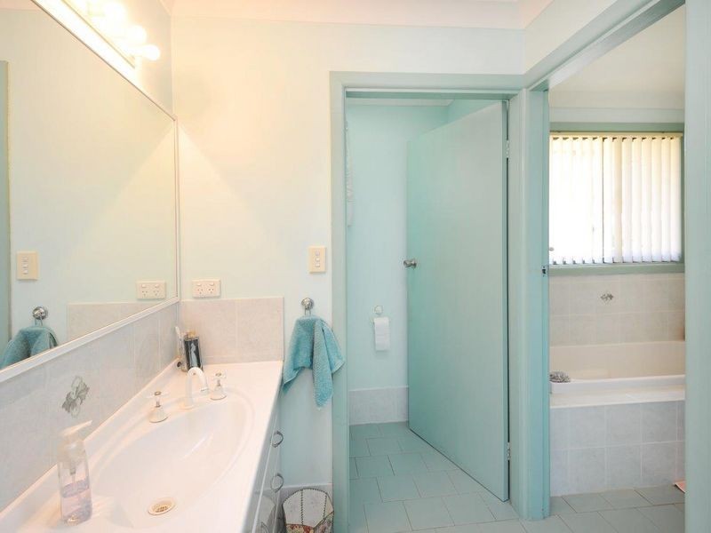 10 Fuller Street, Arrawarra Headland NSW 2456