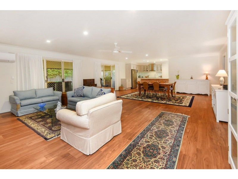 10 Ocean Links Close, Safety Beach NSW 2456