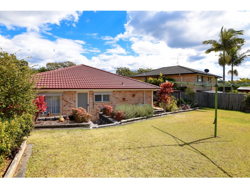 10 Ocean Links Close, Safety Beach NSW 2456