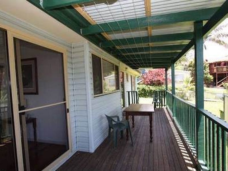 4A Ocean View Crescent, Emerald Beach NSW 2456