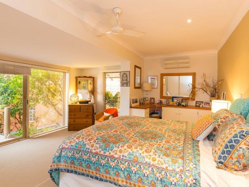 34 Ocean View Crescent, Emerald Beach NSW 2456