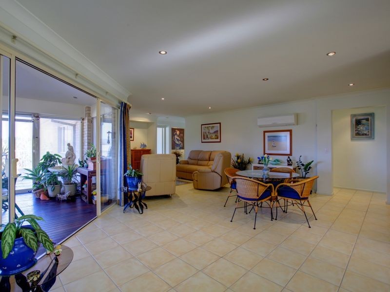 72 Bluff Road, Emerald Beach NSW 2456