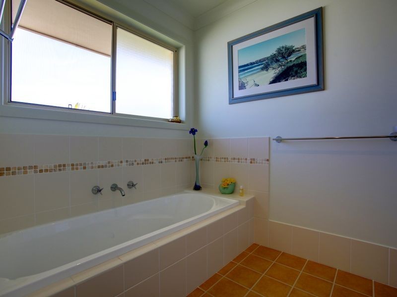 72 Bluff Road, Emerald Beach NSW 2456