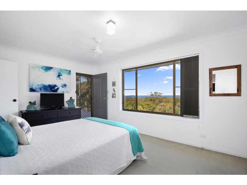 17 Emerald Heights Drive, Emerald Beach NSW 2456