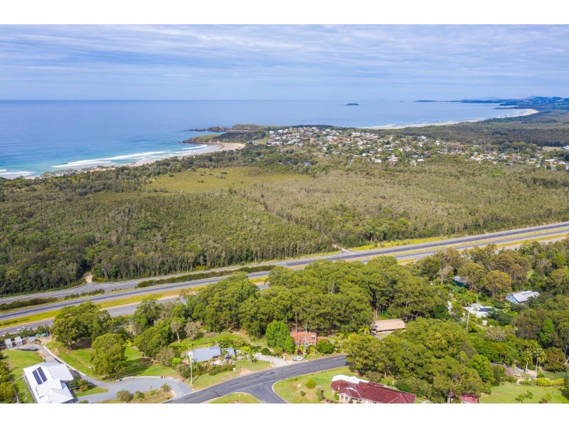 17 Emerald Heights Drive, Emerald Beach NSW 2456
