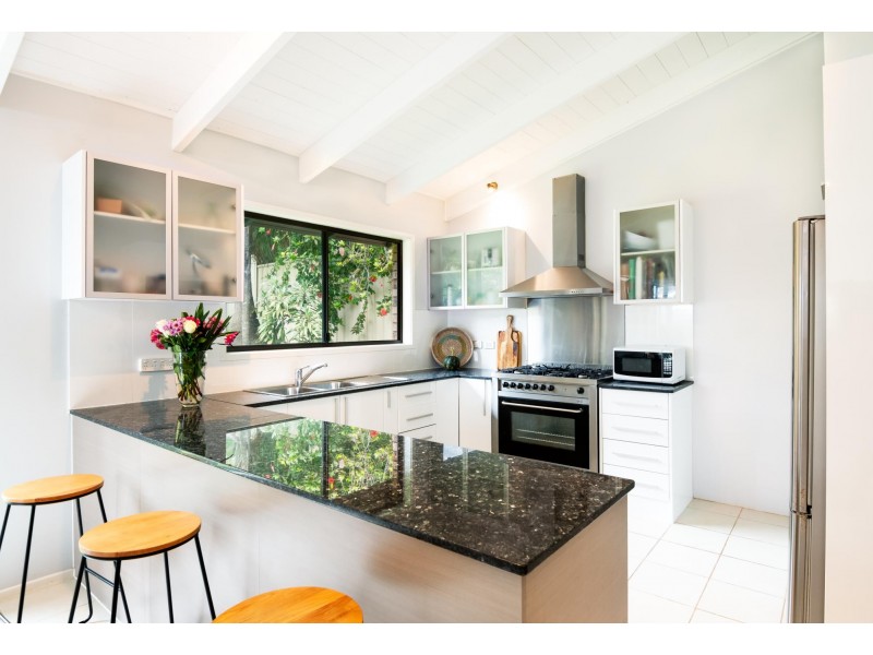 31 Campbell Street, Safety Beach NSW 2456