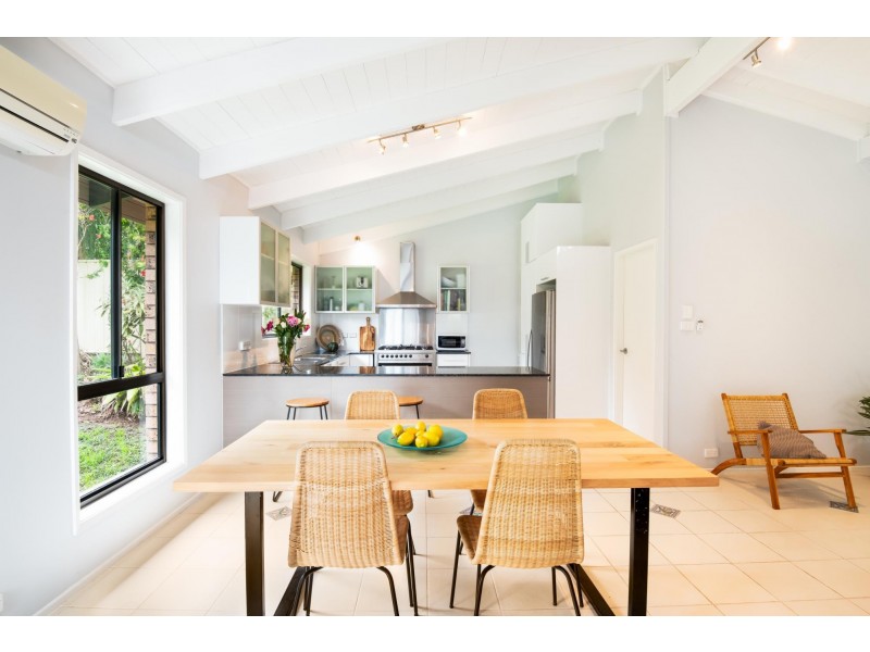 31 Campbell Street, Safety Beach NSW 2456