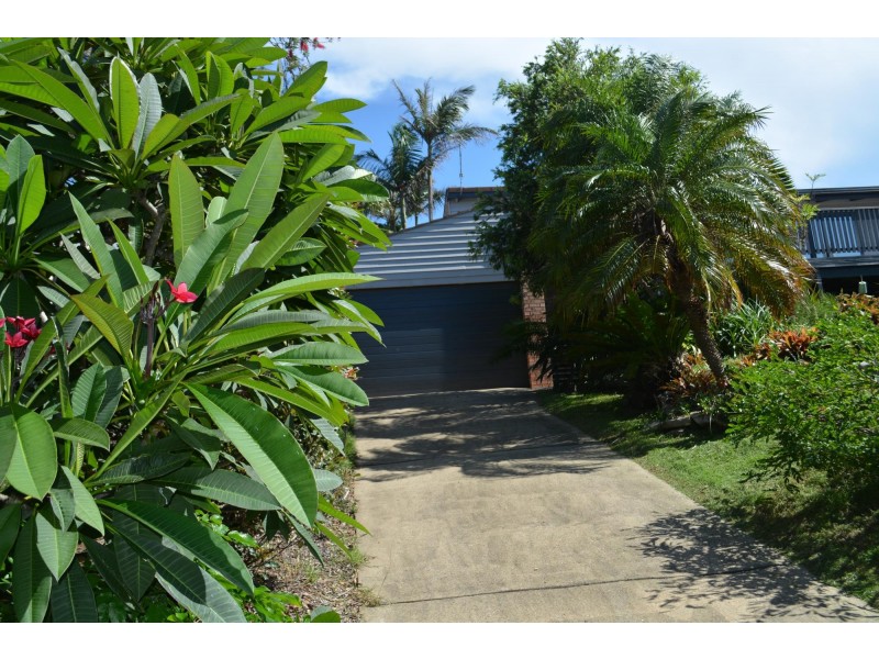 31 Campbell Street, Safety Beach NSW 2456