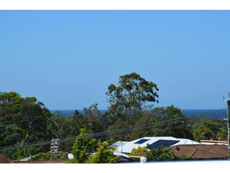31 Campbell Street, Safety Beach NSW 2456