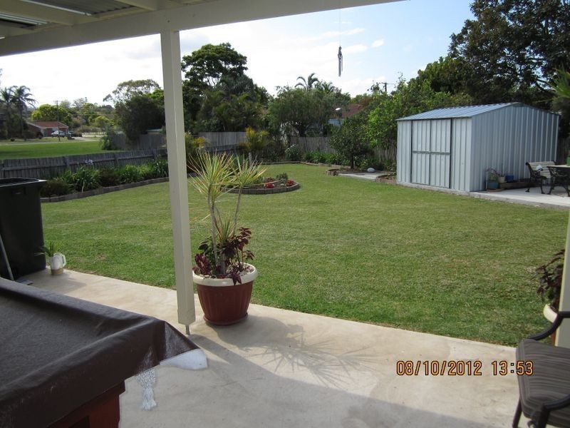 8 Smails Close, Woolgoolga NSW 2456