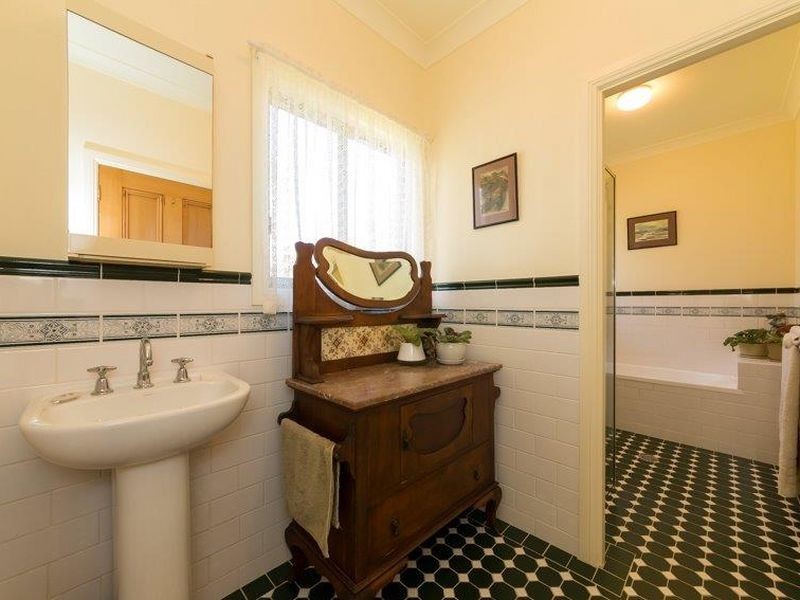 11 Flagstaff Avenue, Emerald Beach NSW 2456