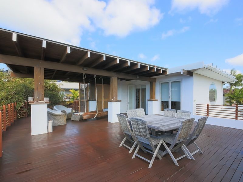 8 Surf Street, Emerald Beach NSW 2456