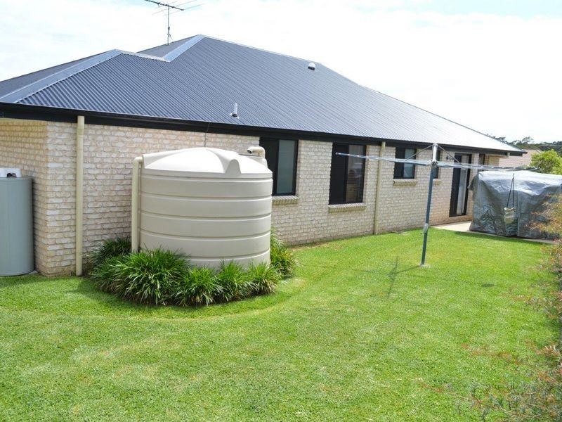 4 Waverider Cove, Safety Beach NSW 2456