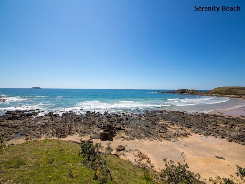 6 Lighthouse Crescent, Emerald Beach NSW 2456