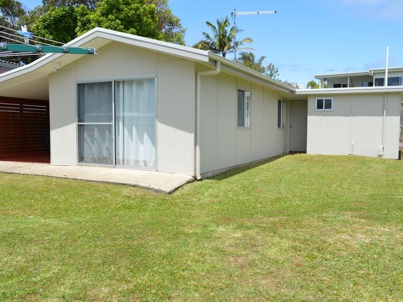 12 Second Avenue, Arrawarra Headland NSW 2456