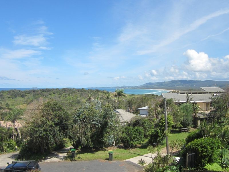 10A Lighthouse Crescent, Emerald Beach NSW 2456