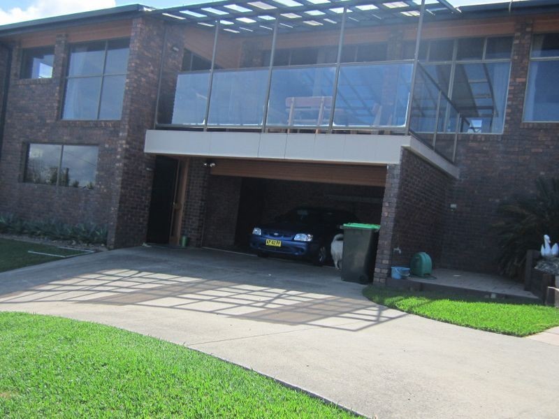 10 Lighthouse Crescent, Emerald Beach NSW 2456