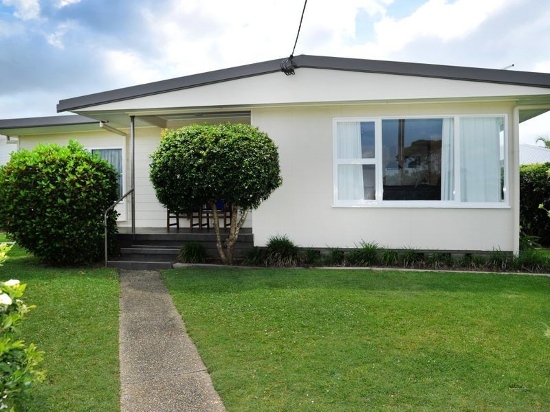 72 Arrawarra Road, Arrawarra Headland NSW 2456