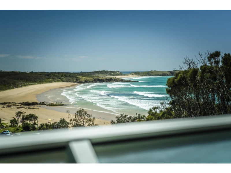 2/21 Signal Street, Emerald Beach NSW 2456