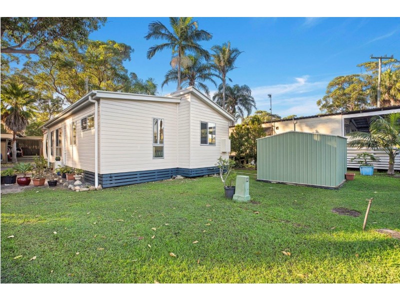 5 Hibiscus Road Darlington Park, Arrawarra NSW 2456