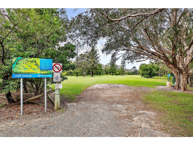 5 Hibiscus Road Darlington Park, Arrawarra NSW 2456