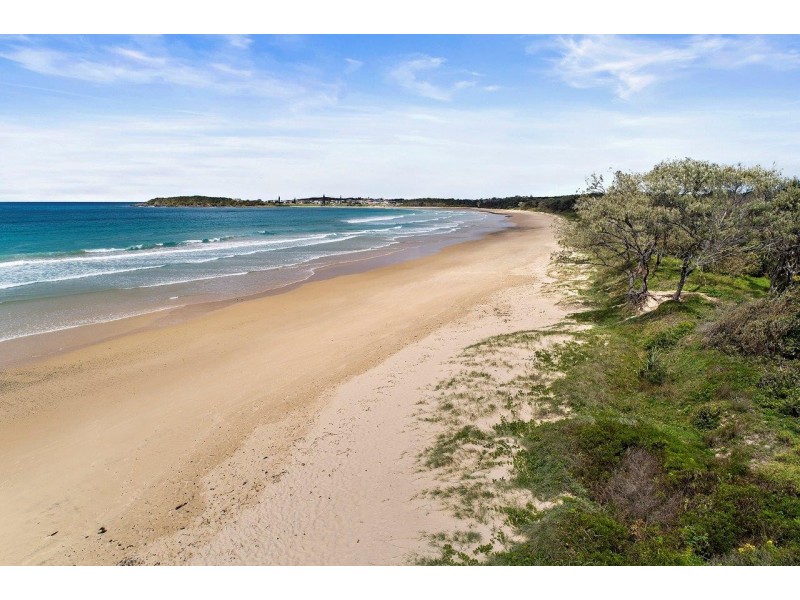 5 Hibiscus Road Darlington Park, Arrawarra NSW 2456