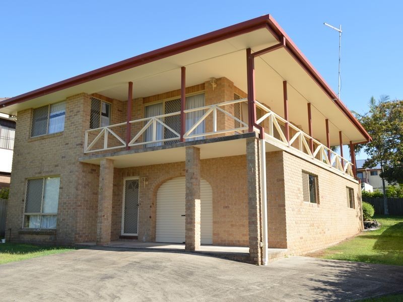 4 Bluegum Avenue, Sandy Beach NSW 2456