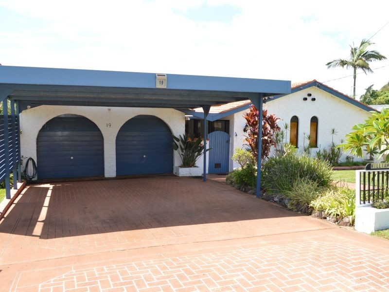 19 Bluegum Avenue, Sandy Beach NSW 2456