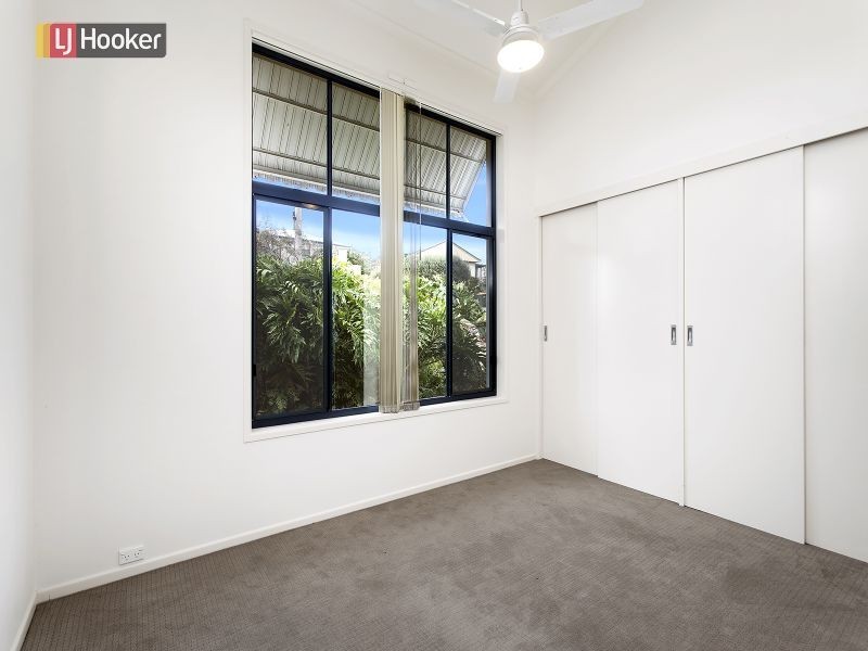 60 Dammerel Crescent, Emerald Beach NSW 2456
