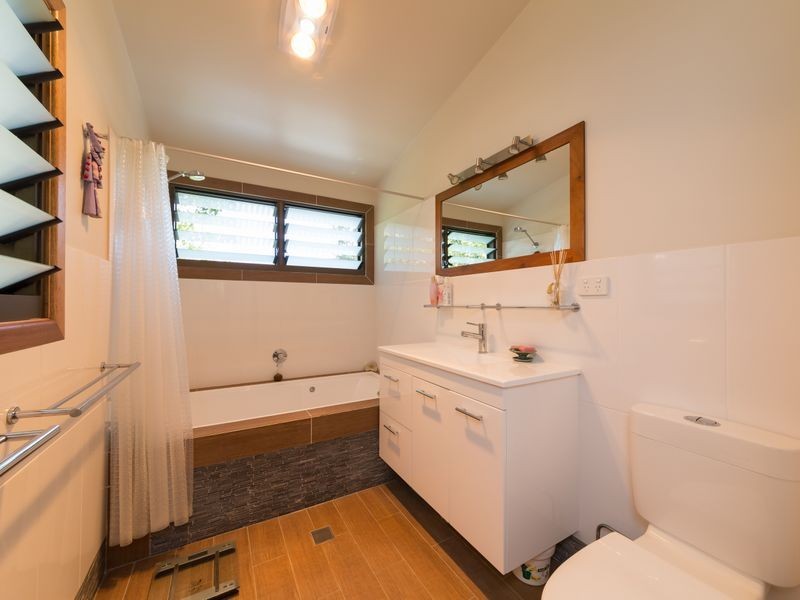 40 Fishermans Drive, Emerald Beach NSW 2456