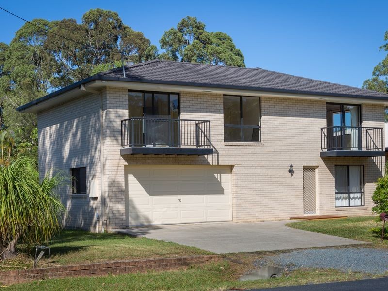 18 Fiddaman Road, Emerald Beach NSW 2456