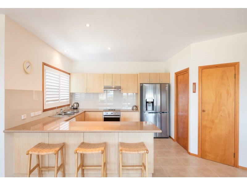 6 Hofmeier Close, Woolgoolga NSW 2456