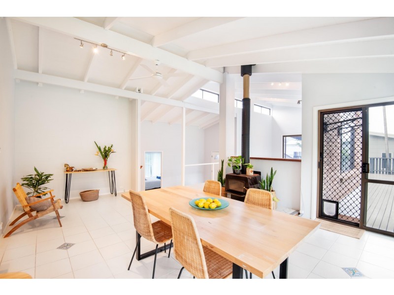 31 Campbell Street, Safety Beach NSW 2456