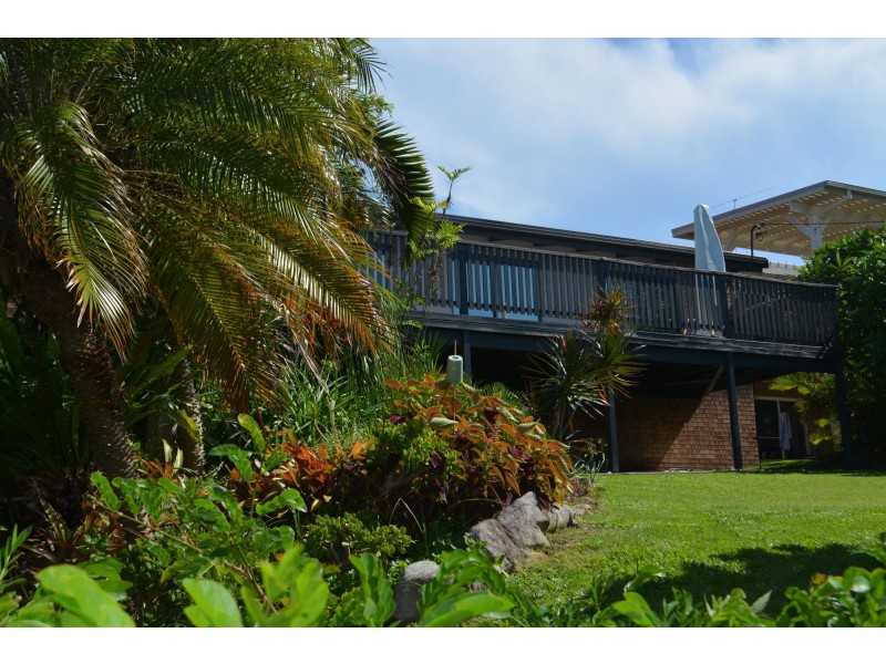 31 Campbell Street, Safety Beach NSW 2456