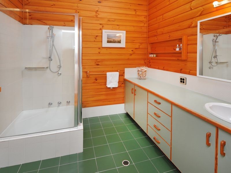 3 Rezeik Close, Safety Beach NSW 2456
