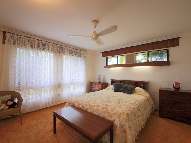 15 Smiths Road, Emerald Beach NSW 2456