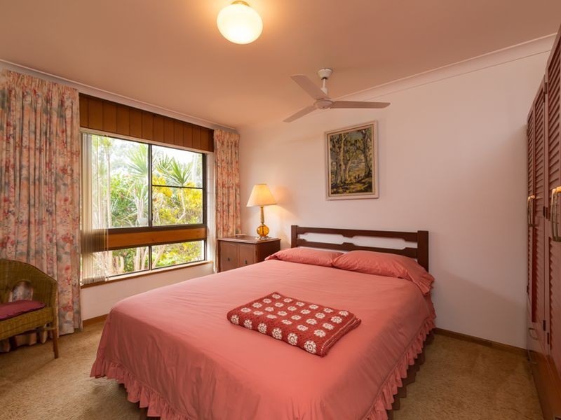 15 Smiths Road, Emerald Beach NSW 2456