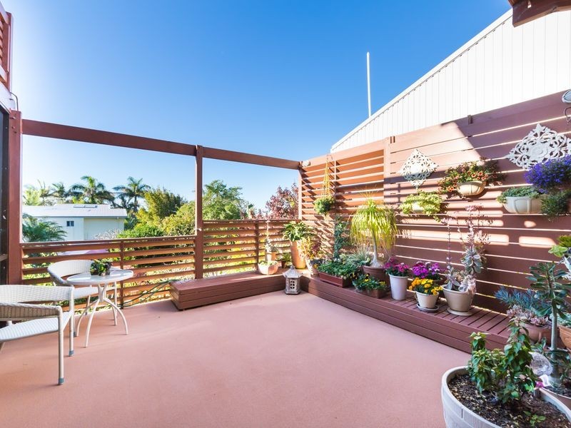 13 Ocean View Crescent, Emerald Beach NSW 2456