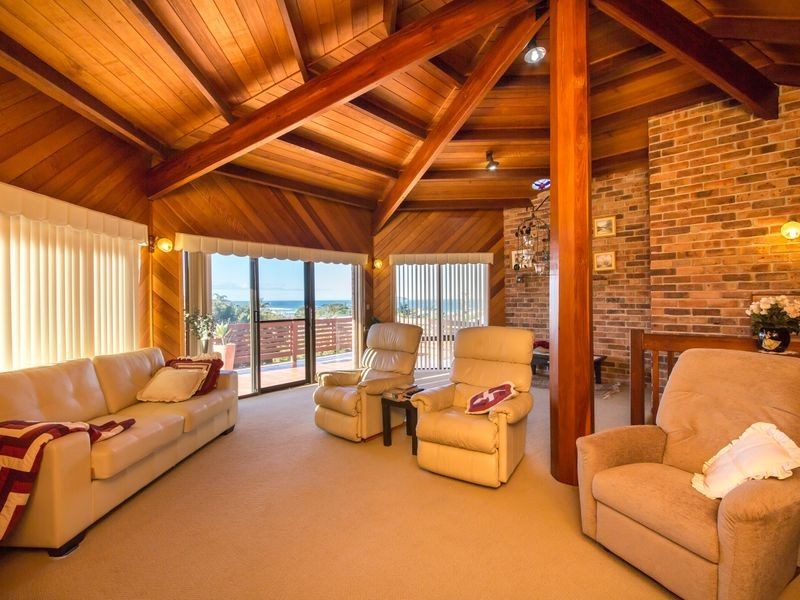 13 Ocean View Crescent, Emerald Beach NSW 2456