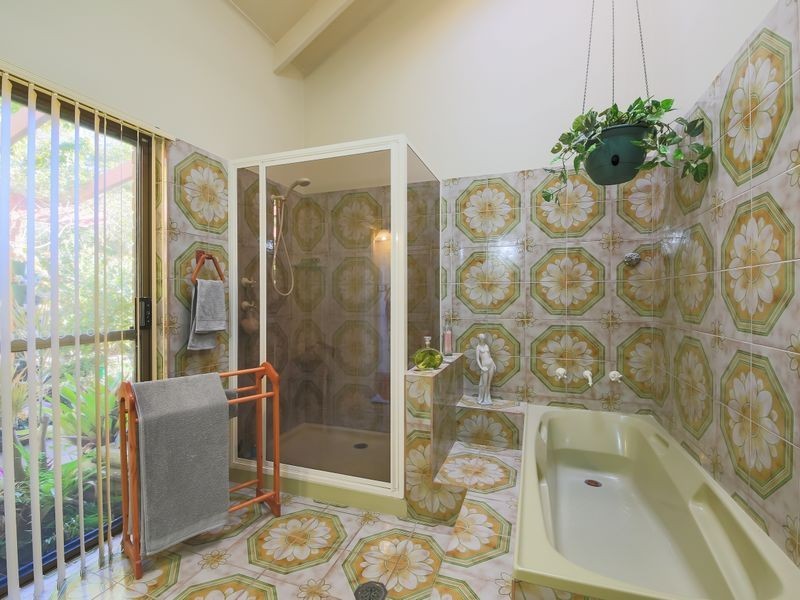 13 Ocean View Crescent, Emerald Beach NSW 2456